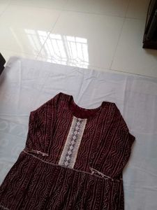 Short Kurti (Women)