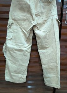 Women&#39;s Cargo Pants.