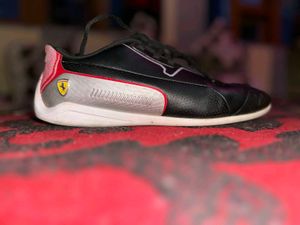 Original Puma Ferrari Sneakers