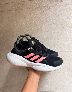 Adidas Response Solar Black Running Shoes