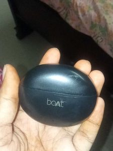 BOAT ear buds