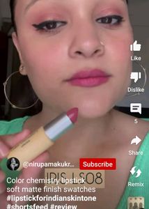 Color Chemistry Lipstick & Golden Metal Claw Clip