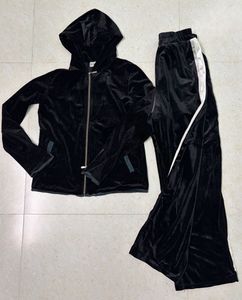 Velvet Tracksuit very warm new 🥰🥰