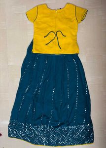 Beautiful Green And Yellow Ethnic Wear