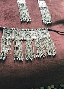 Choker Set With Earrings