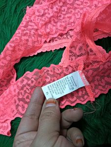 Pink Lace Thong - New 🖤