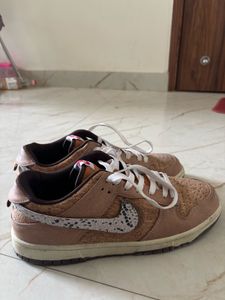 NIKE LOW DUNK COT AND CORK EDITION