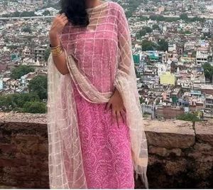 White Pretty Dupatta