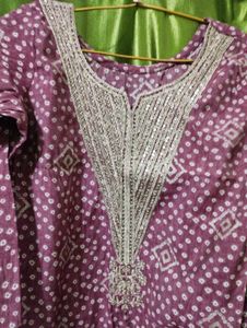 Bandhani Print Suit With Plazo And Dupatta