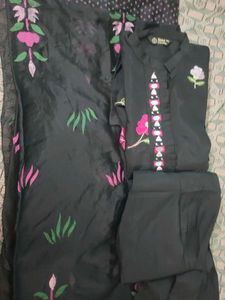 Floral Embroidered Kurti