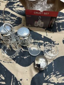 Cruet Set