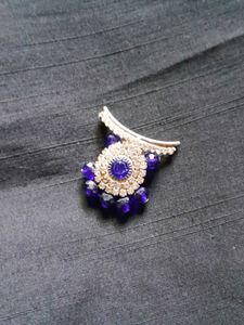 Beautiful Deep Blue Colour Locket For Chains