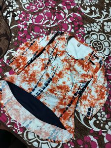 Women&#39;s Top ✨