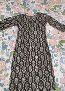 Black Kurti
