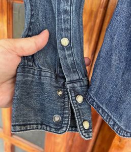 Levi,S  Denim Shirt