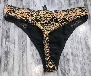 30 size embroidery look 🧡