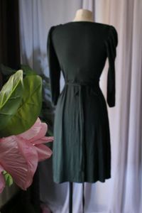 Elegant Green Tie Back Midi Dress