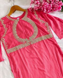 Red tone embroidered kurta