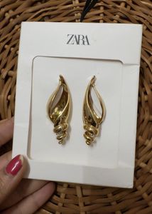 Limited Edition Zara Metallic Shell Earring