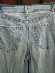 BERSHKA STRAIGHT LEG JEANS