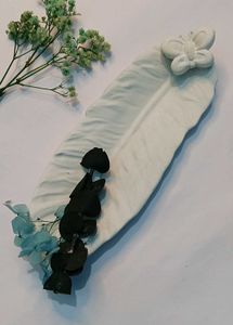 Feather Shaped Decor Dish