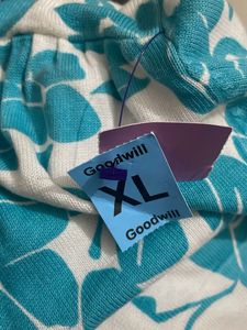 Imported cardigan new with tag 🏷️