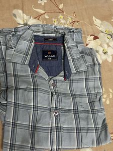 WULAR Slim Fit Plaid Button-Down Shirt