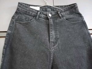 340. Baggy Black Denim Jeans