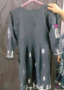 Very Beautiful Black Colour Top For Women