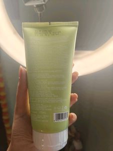 Dot &amp; Key Face Wash