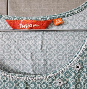 Women Floral Print Round-Neck Kurta
