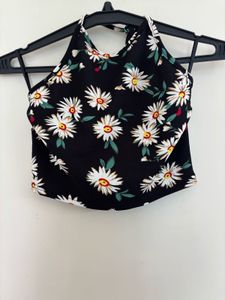 SHEIN HALTER NECK TOP