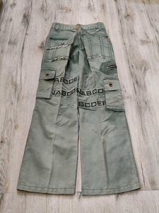 Ma2188 Sabrin cargo bootcut jeans waist 22 inches