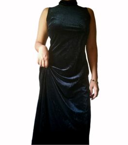 Elegant Velvet Black  Dress🖤🥂🎀🌟