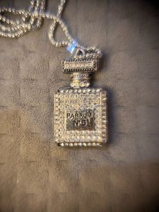 Parfum Diamond Necklace