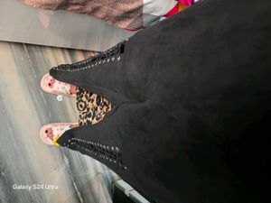 Black Jegging With Lace
