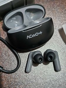 the ACwO DwOTS 121 Wireless Earbuds