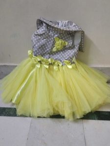 Yellow Frauk