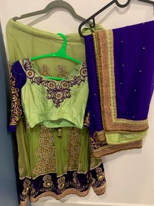 Xs Size Lehenga, Choli With Dupatta/Half