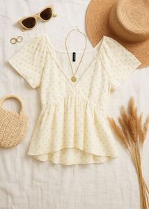White Cute Top🤍🤍