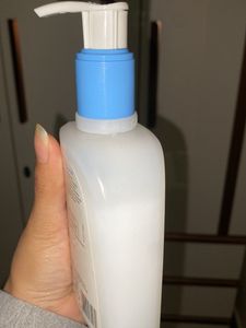 Cetaphil Gentle Skin Cleanser- one pump use