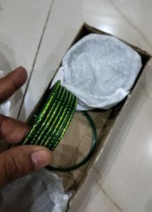 Green glass Bangles Set