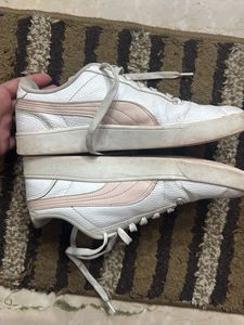 Women&#39;s Puma White Sneakers