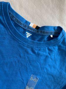 Blue &#39;Dream Team&#39; T-Shirt (Size 3-4Y)
