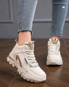 White Fashion Sneakers