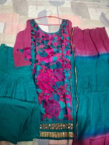Embroidered Kurta Set