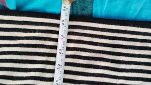 Trendy Black &amp; White Striped Sweatshirt |