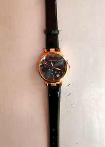 Leleset Trending Watch 7 In 1 Combo