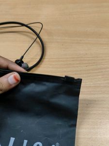 U&amp;i UINB-2682 Neckband Headphones