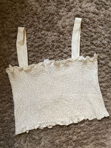 Off White sleevless crop top